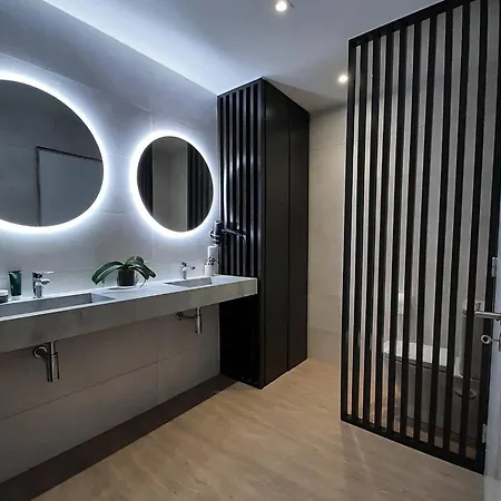 펜션 Nikau - Garden By The Sea 라고아