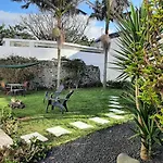 Feriehus Nikau - Garden By The Sea *