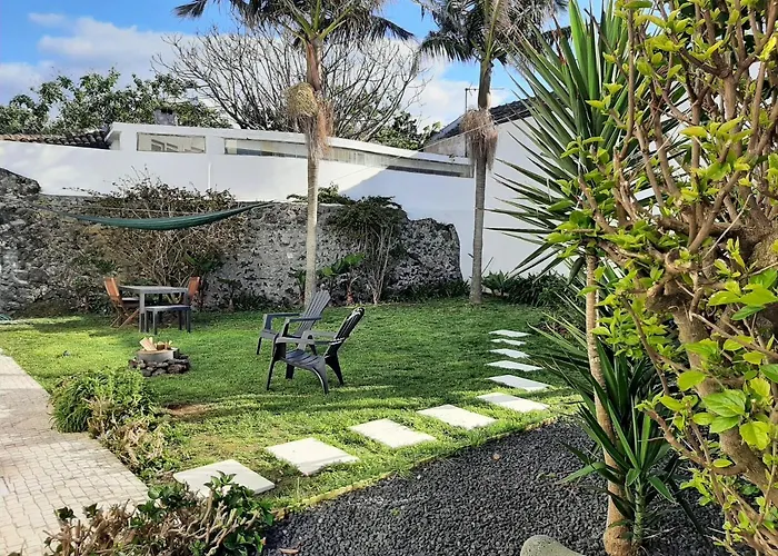 Dom wakacyjny Nikau - Garden By The Sea *